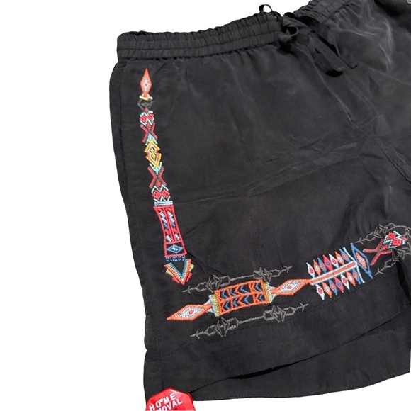 Johnny Was Sascha Embroidered Black Shorts NWT Size S Boho Festival Cupra Blend - Picture 8 of 10